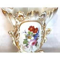 Paire De Vases De Cheminée Ou De Mariée Porcelaine De Paris