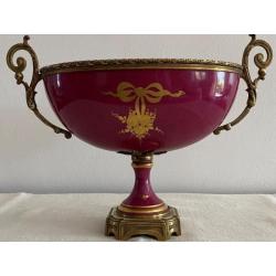 Coupe En Porcelaine De Sèvres