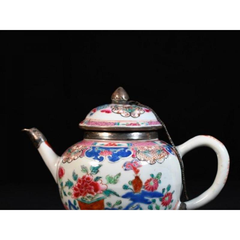 Théière En Porcelaine De La Famille Rose Chine