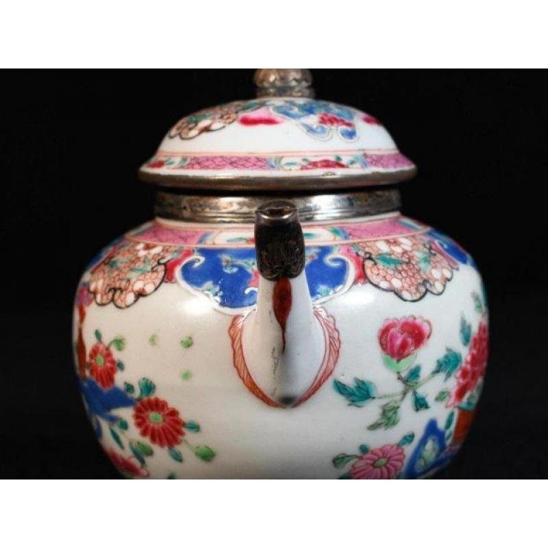 Théière En Porcelaine De La Famille Rose Chine