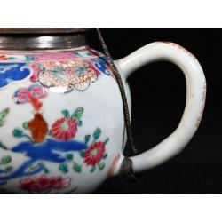 Théière En Porcelaine De La Famille Rose Chine