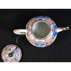 Théière En Porcelaine De La Famille Rose Chine